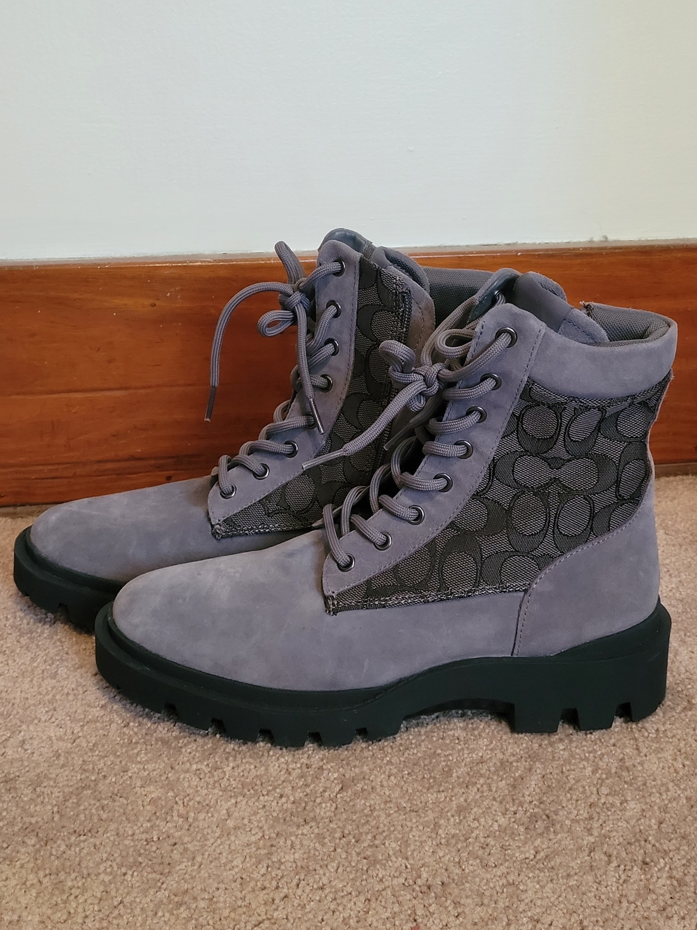 Coach Gray Suede Signature Logo Lace-Up Boots for Men Size 9 NWOT